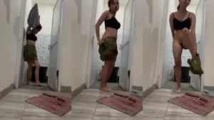 Windy Bugil Mandi Hot